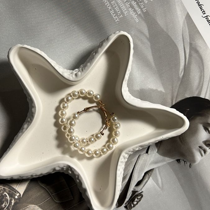 Plaster starfish